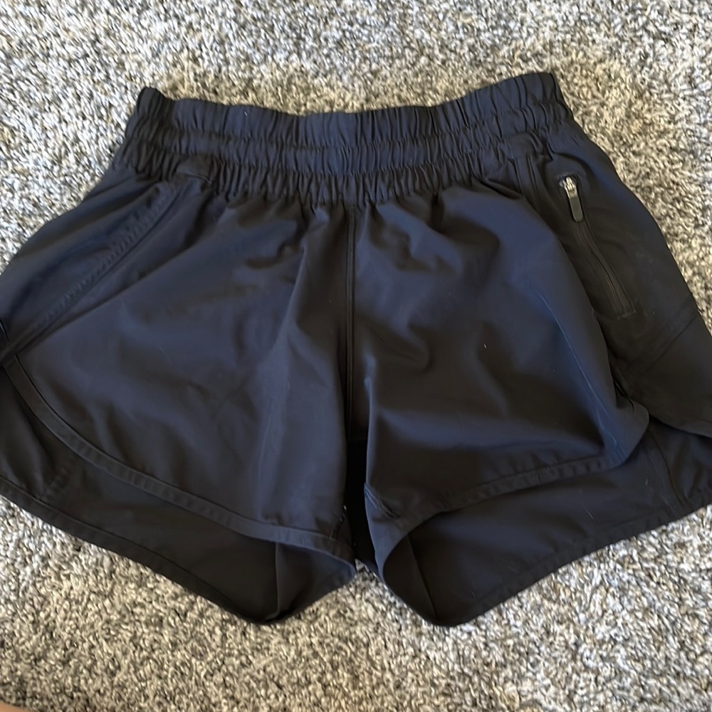 black 4in lulu shorts